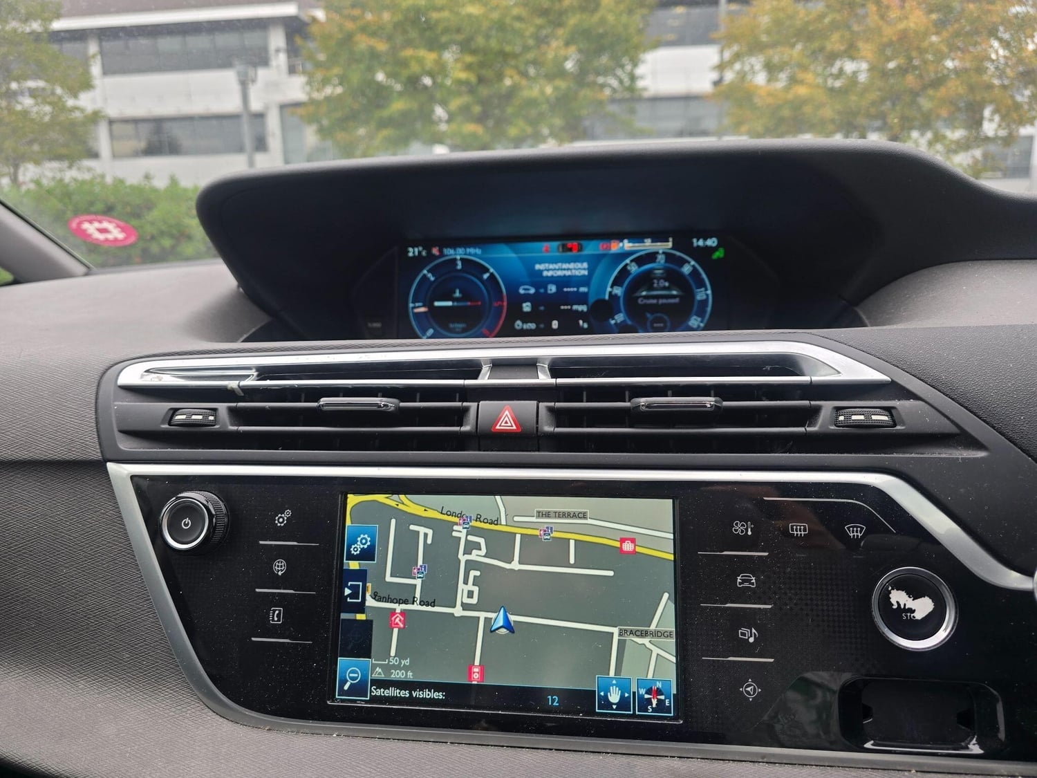 Citroen C4 Picasso 2014 - Cars in Camberley