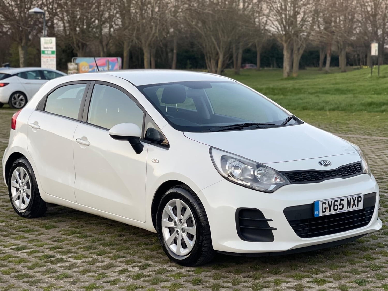 [ berth ]Kia Rio