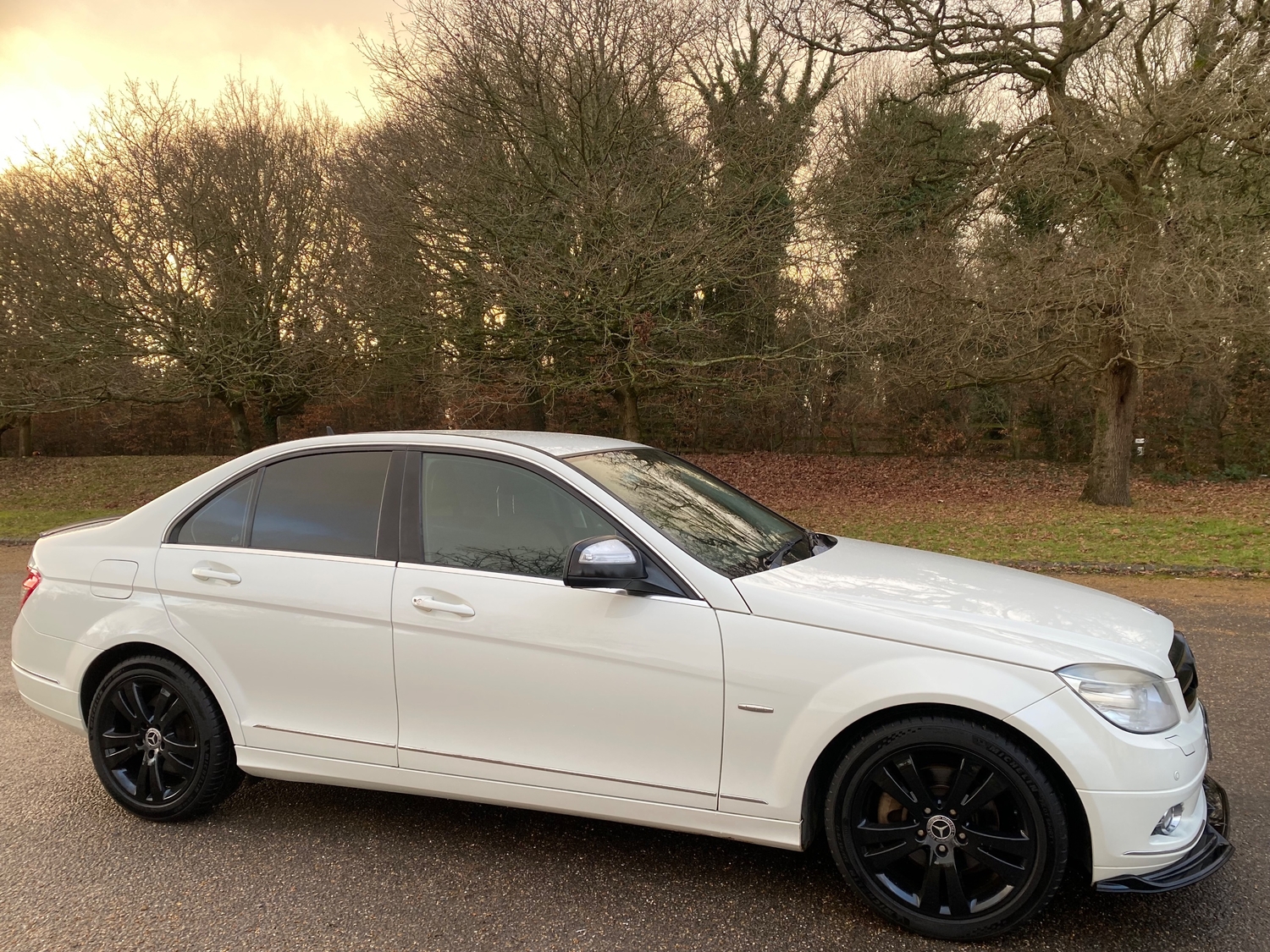 [ berth ]Mercedes-Benz C Class