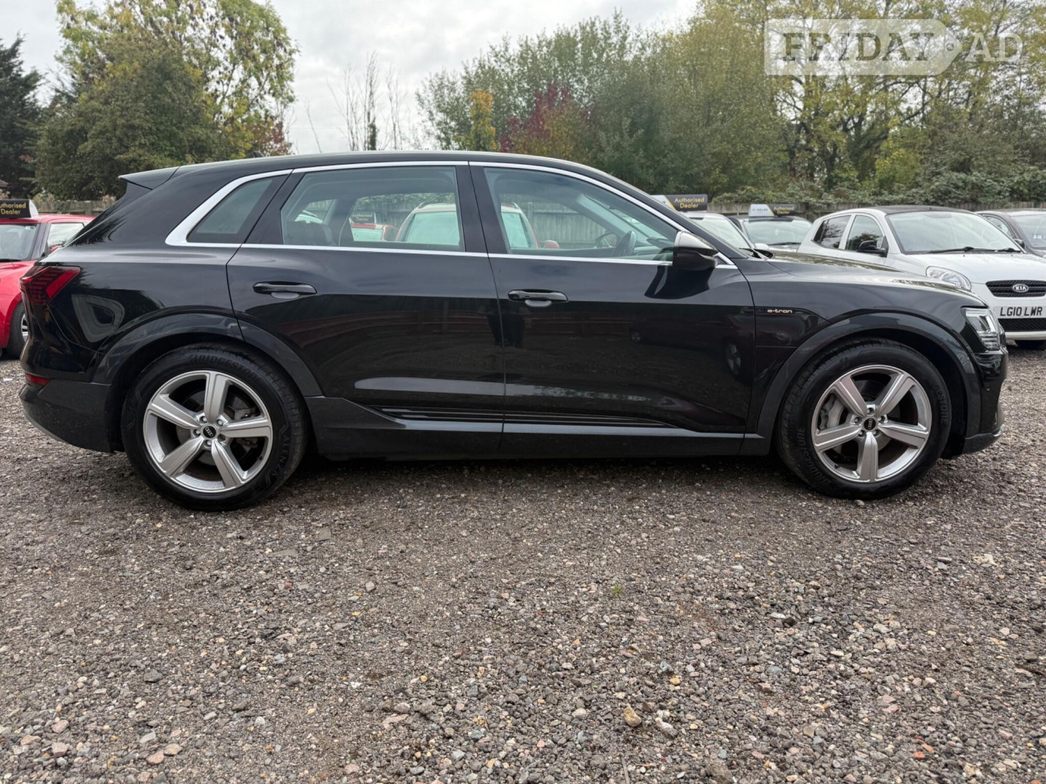 [ berth ]Audi e-tron