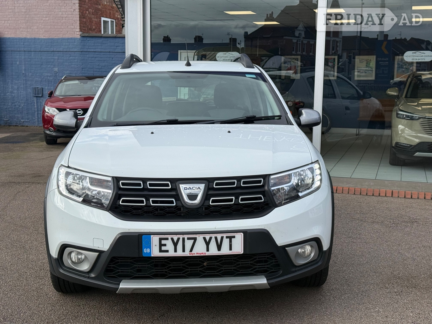 Dacia Sandero Stepway 2017 - Cars