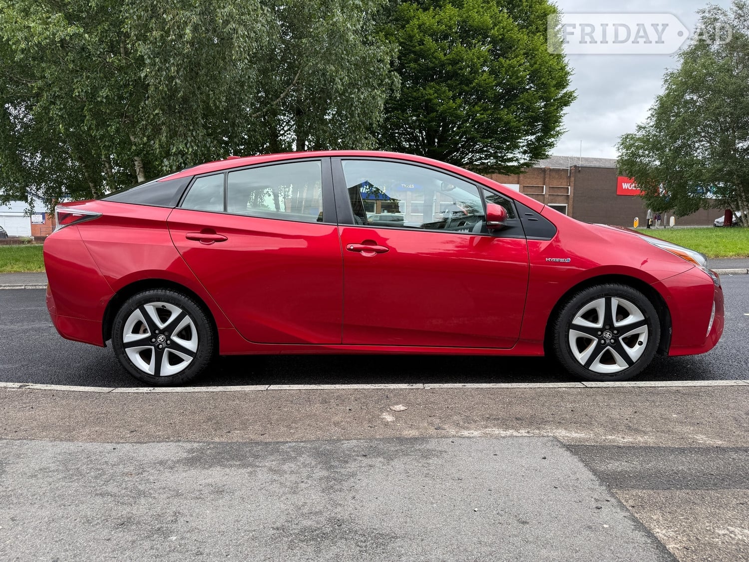 Toyota Prius 2016 - Cars