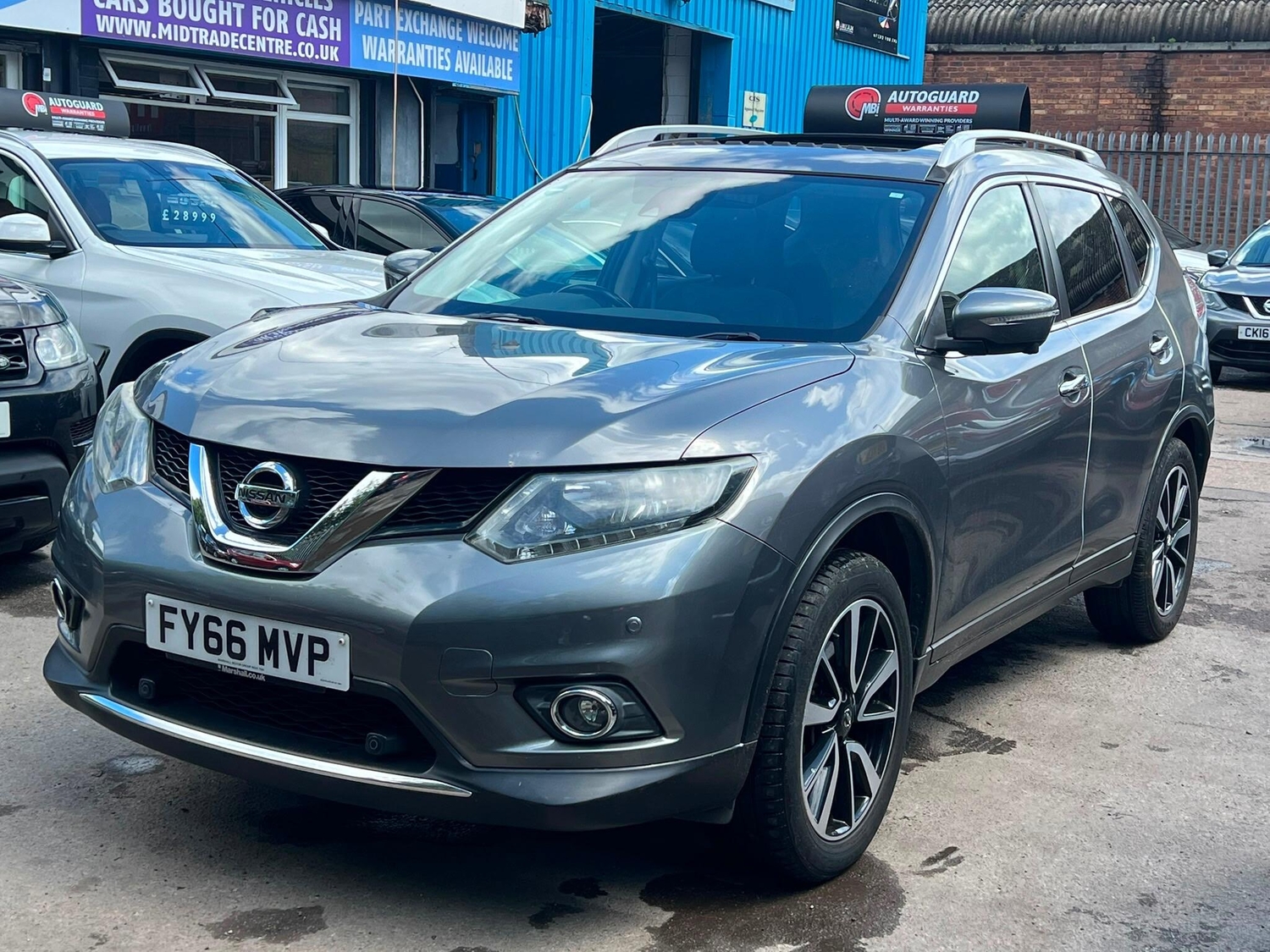 [ berth ]Nissan X-Trail