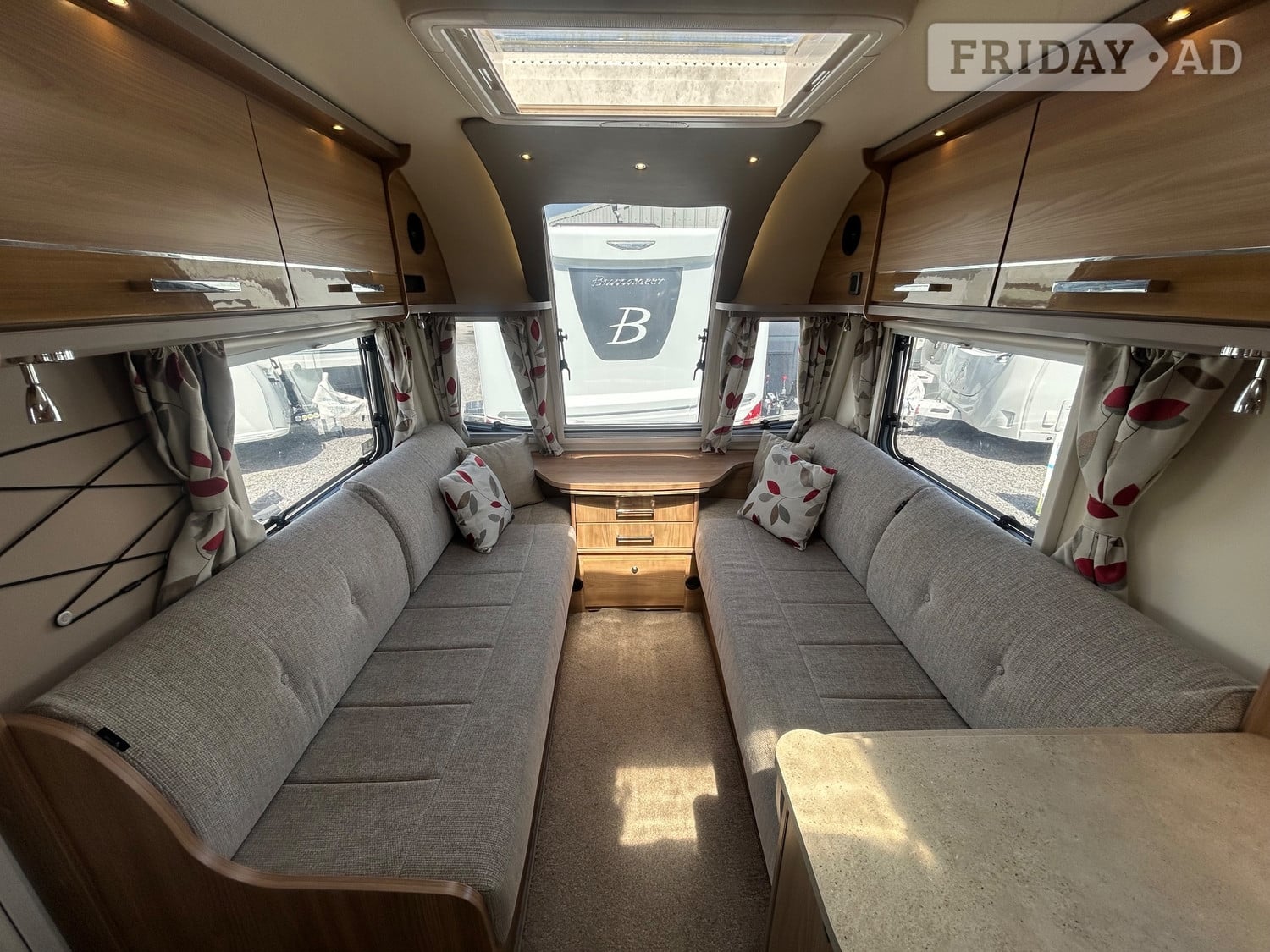 Bailey Pegasus 2017 - Motorhomes & Caravans