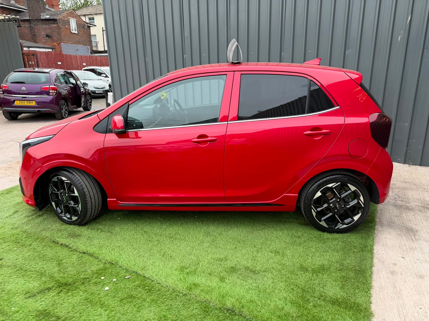 Kia Picanto 2025 - Cars in Oldbury