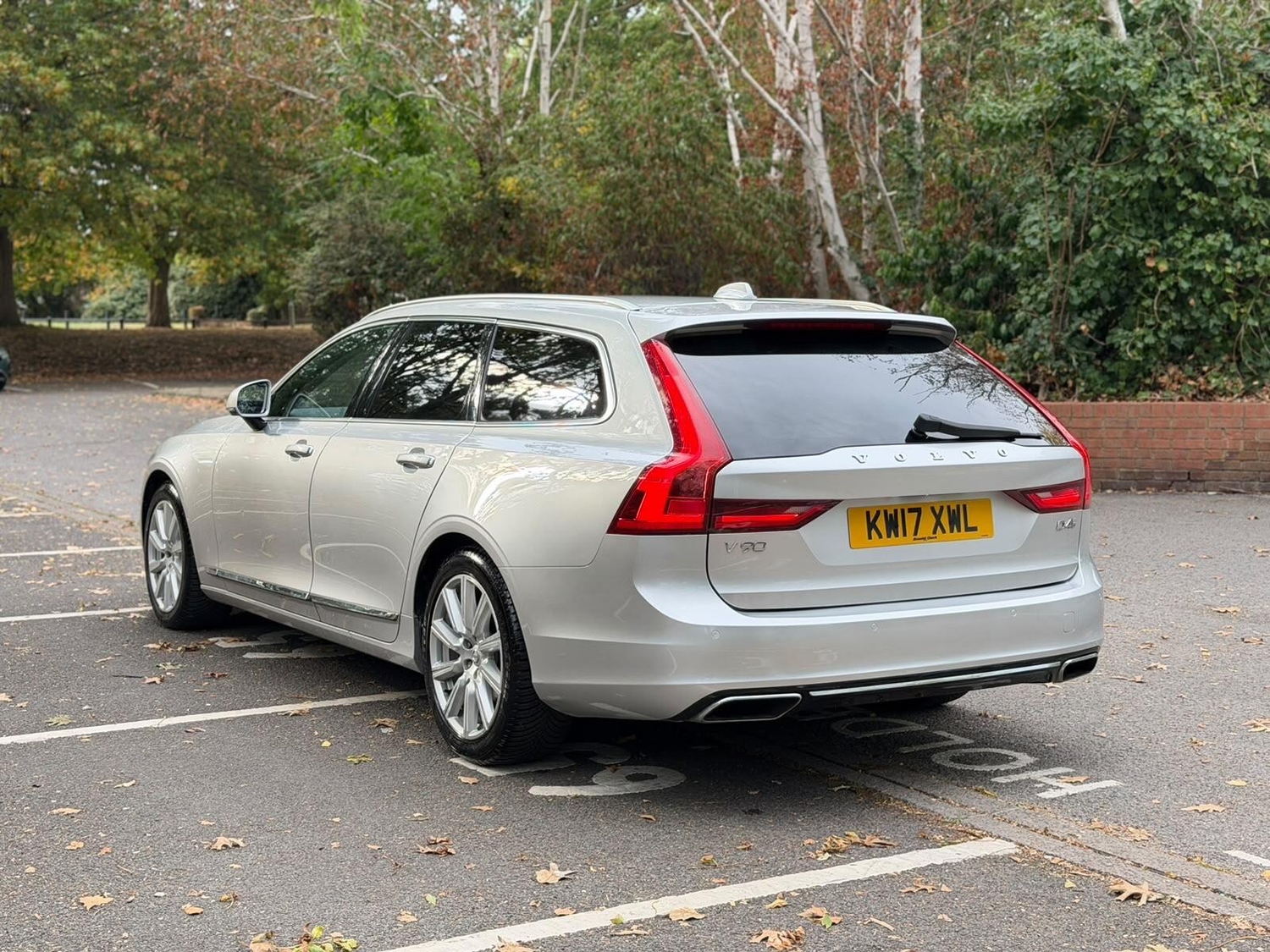 Volvo V90 2017 - Cars