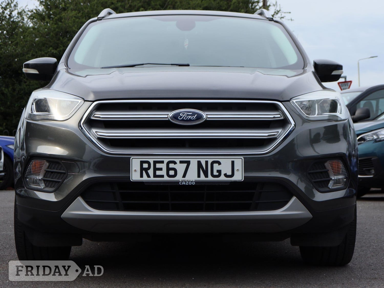 [ berth ]Ford Kuga