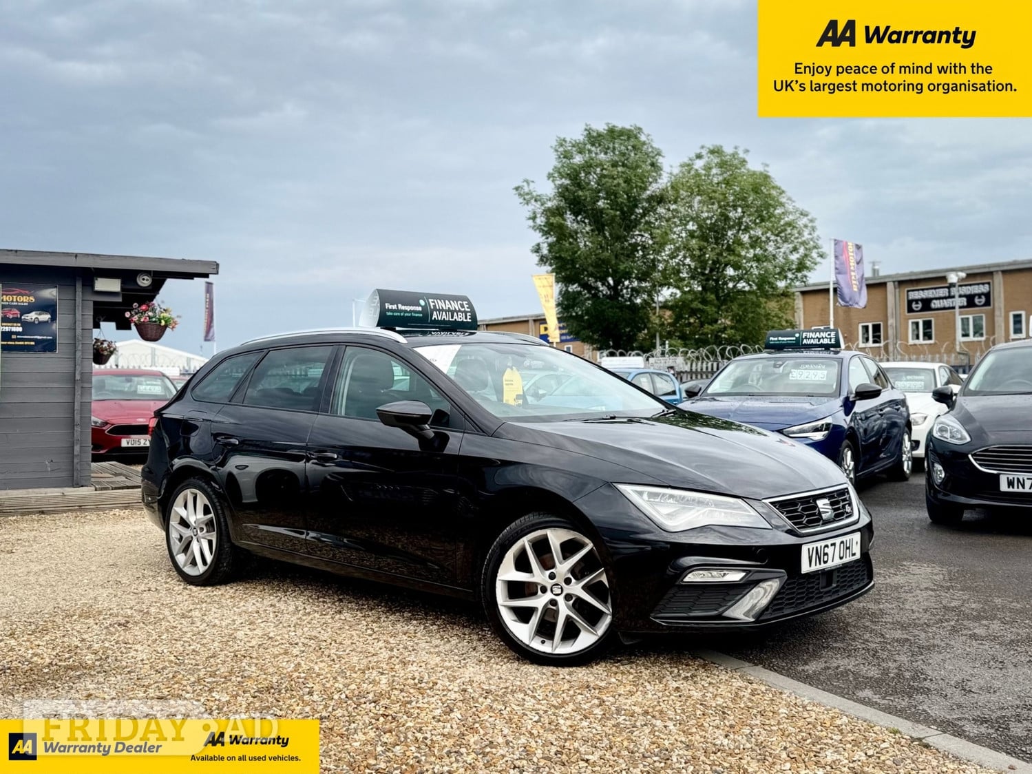 SEAT Leon 2017 in Cardiff