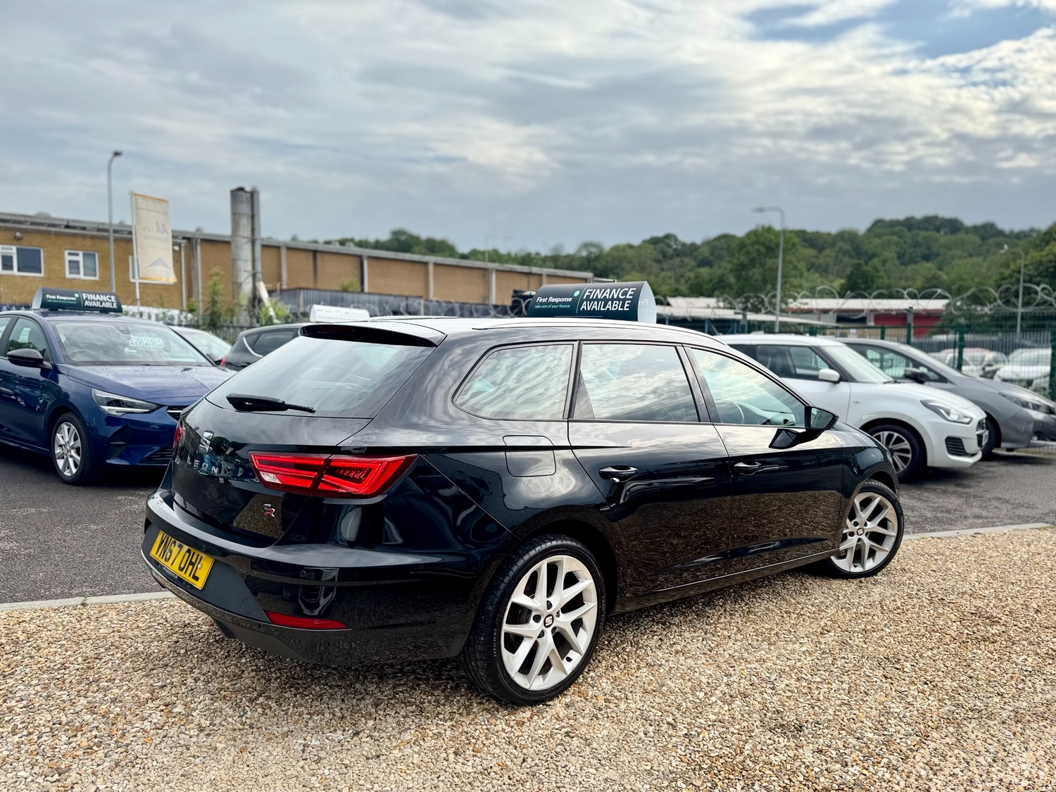 SEAT Leon 2017 - Cars