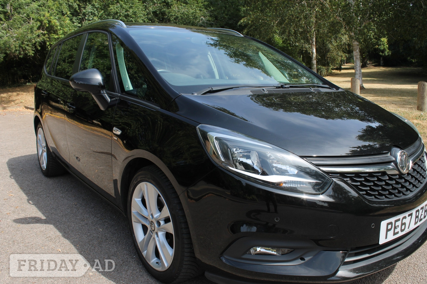 Vauxhall Zafira Tourer 2017 - Cars in Northampton