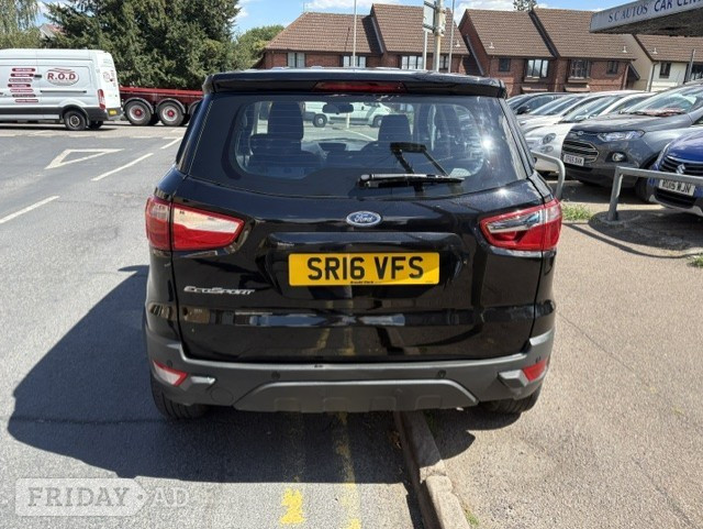[ berth ]Ford Ecosport