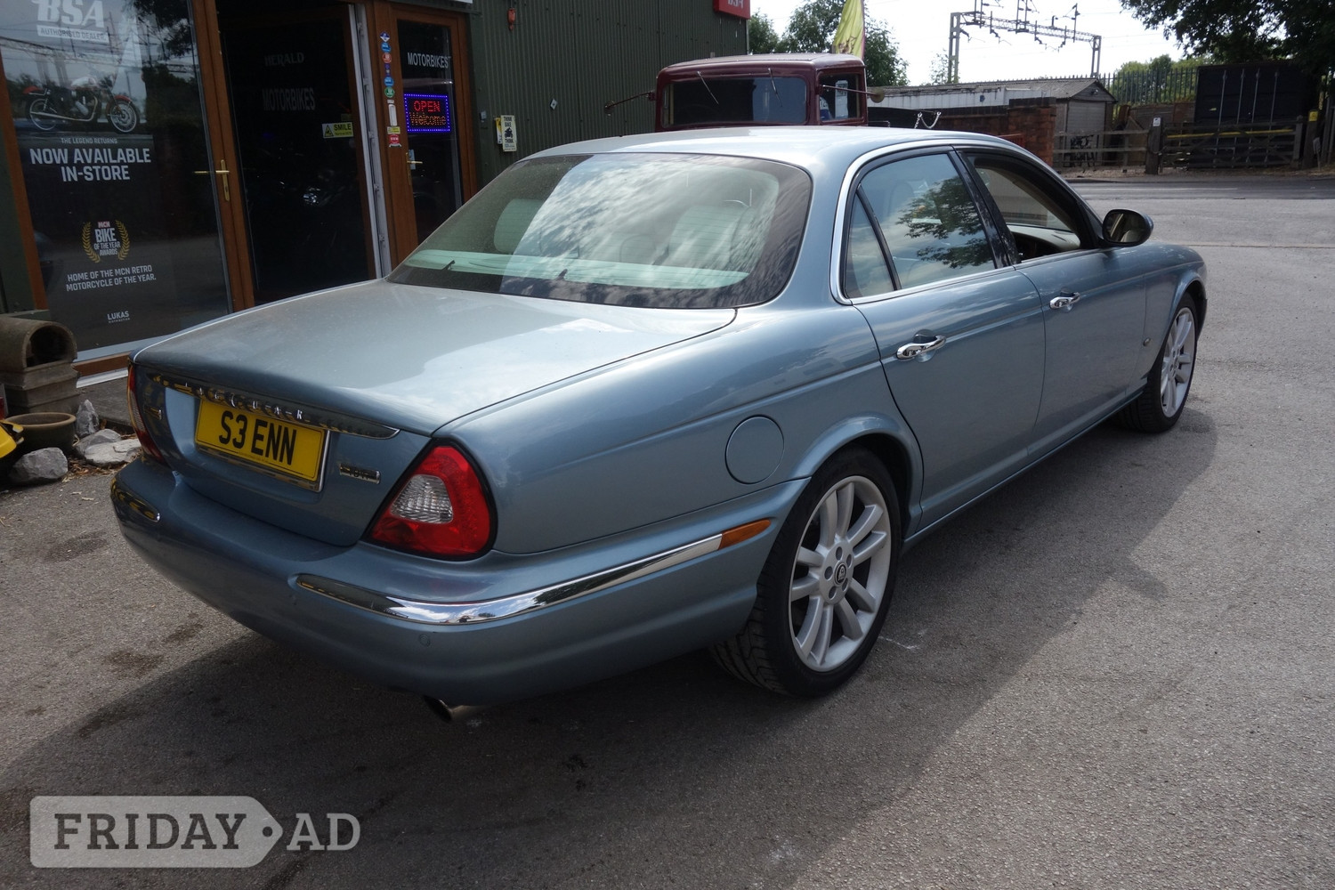 [ berth ]Jaguar XJ