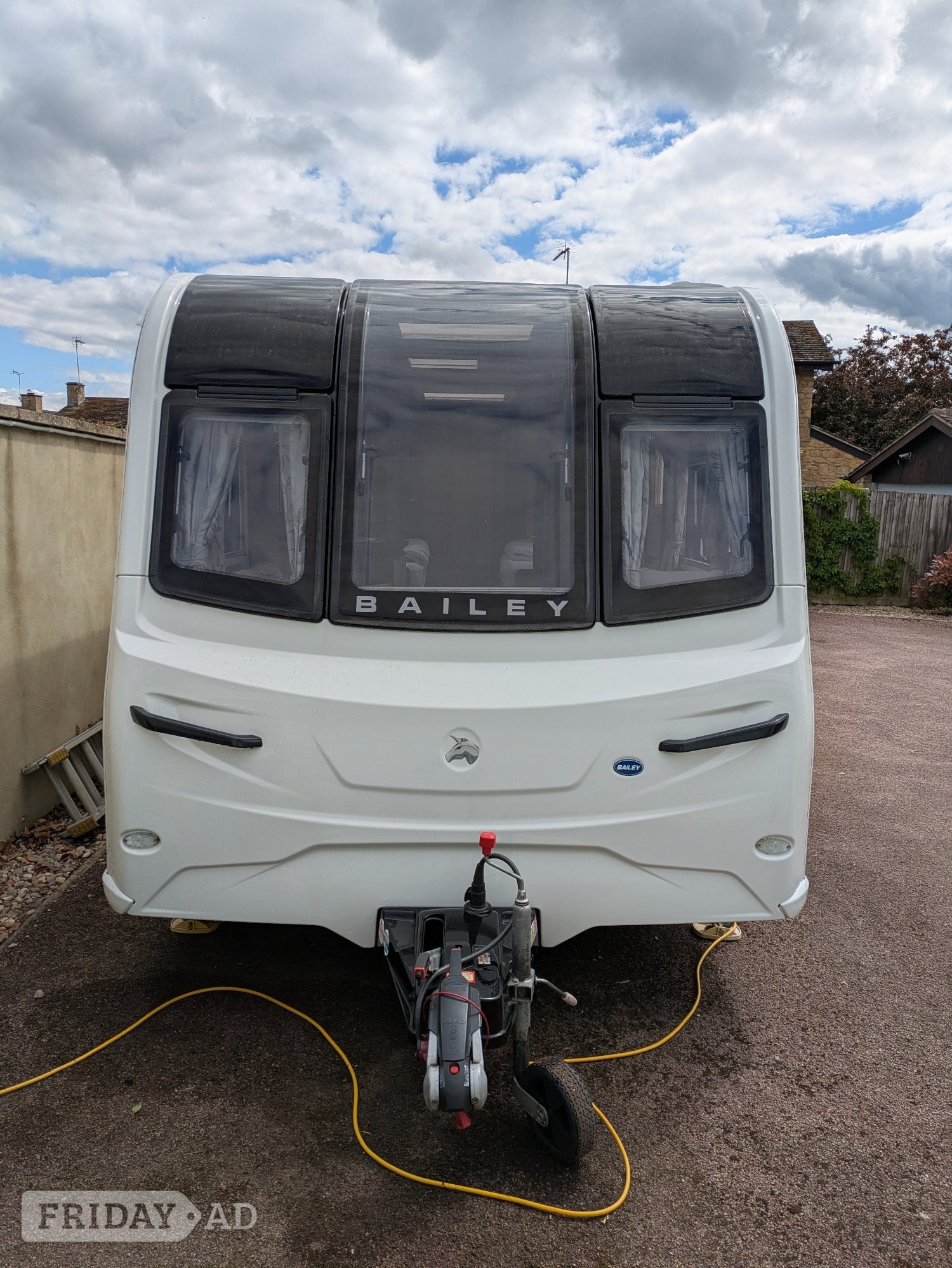 [ berth ]Bailey Unicorn Cadiz S4