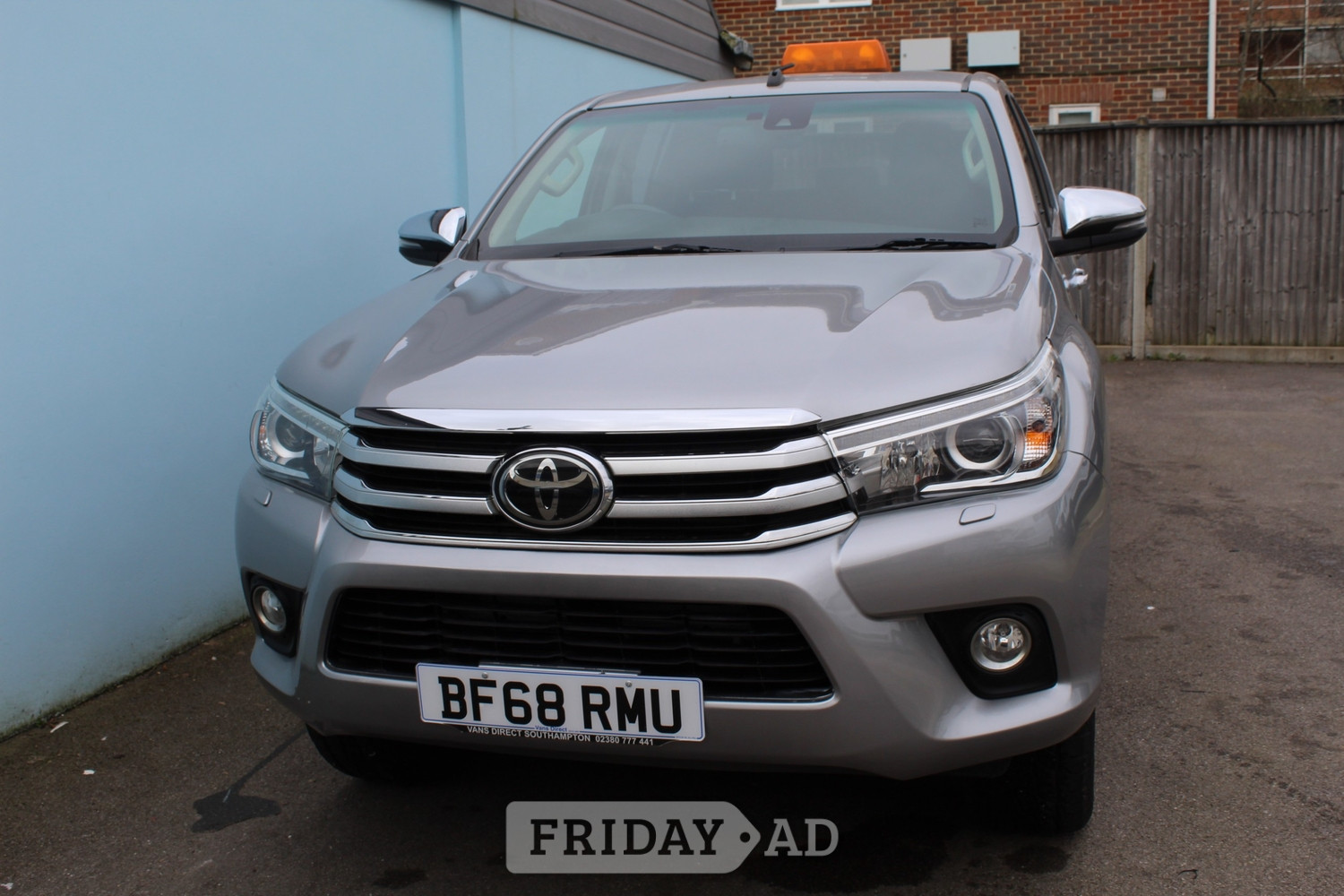 [ berth ]Toyota Hilux