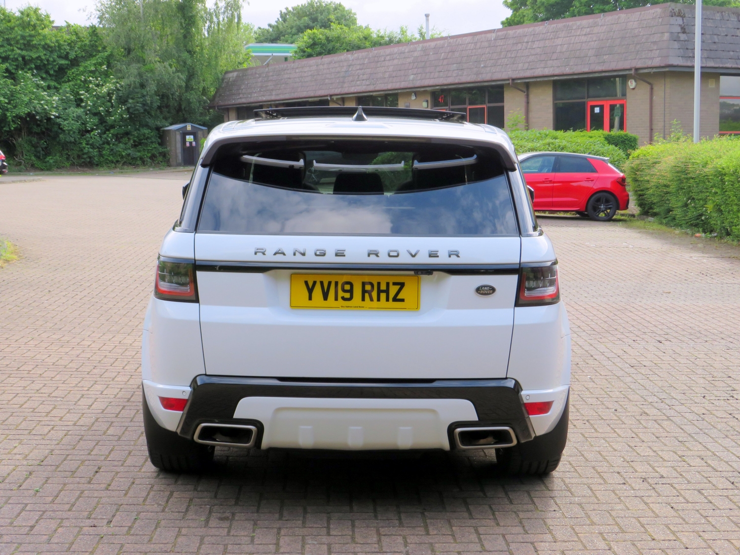 Land Rover Range Rover Sport 2019 - Cars in Bradford