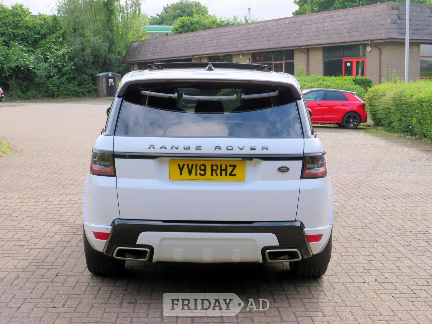 Land Rover Range Rover Sport 2019 - Cars in Bradford