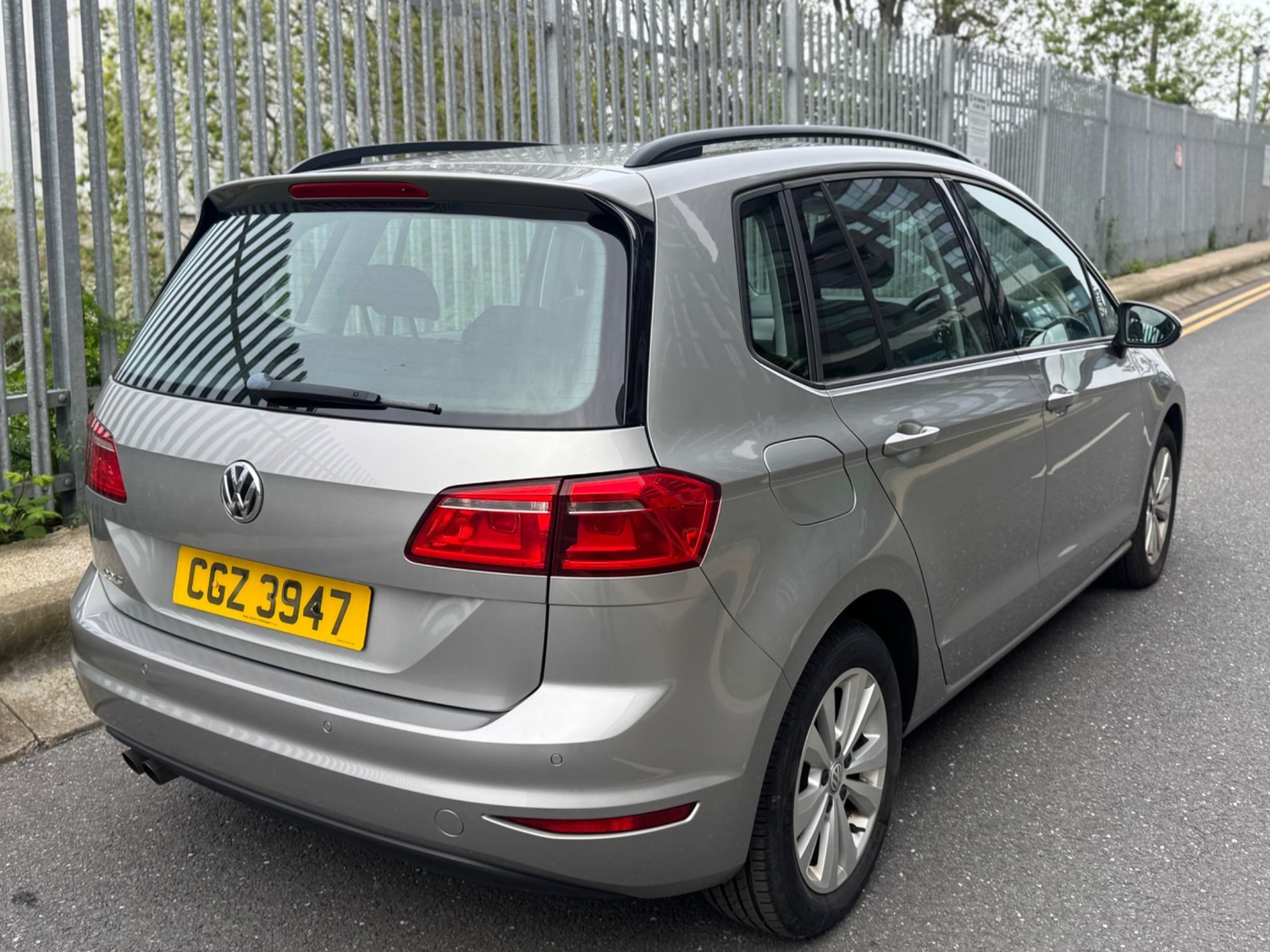 Volkswagen Golf SV 2016 - Cars in Brent