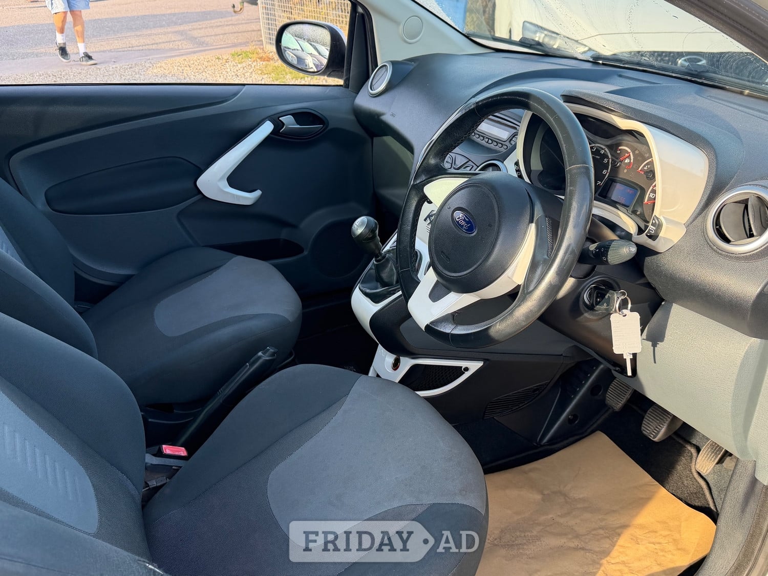 [ berth ]Ford Ka
