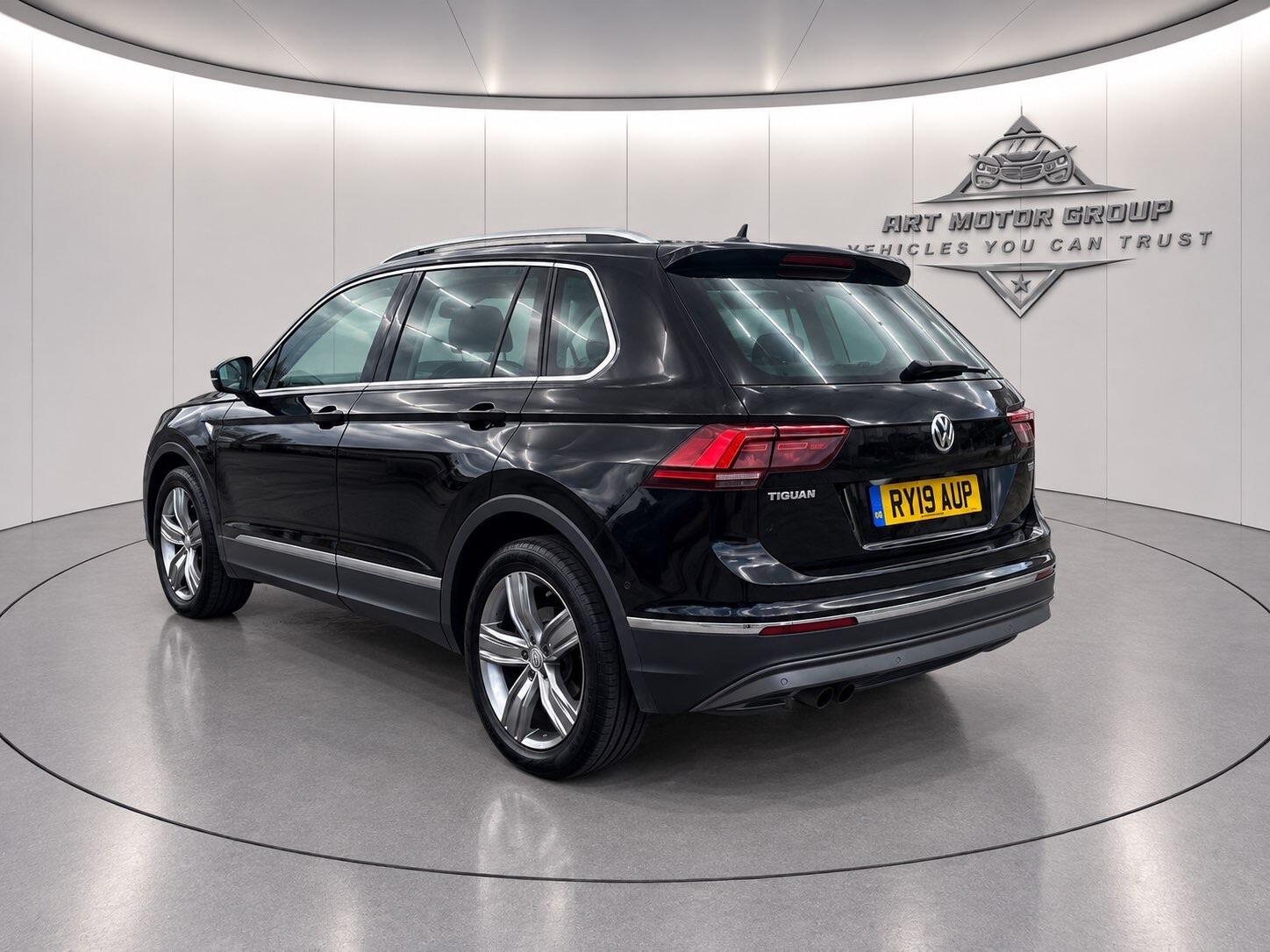 Volkswagen Tiguan 2019 - Cars in Hengoed