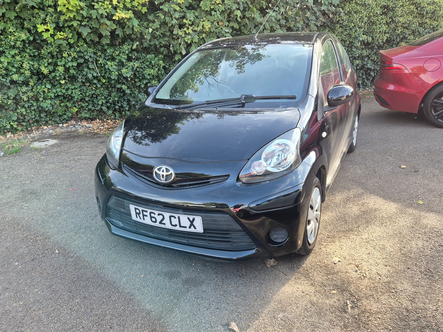 Toyota Aygo 2013 - Cars in East Molesey