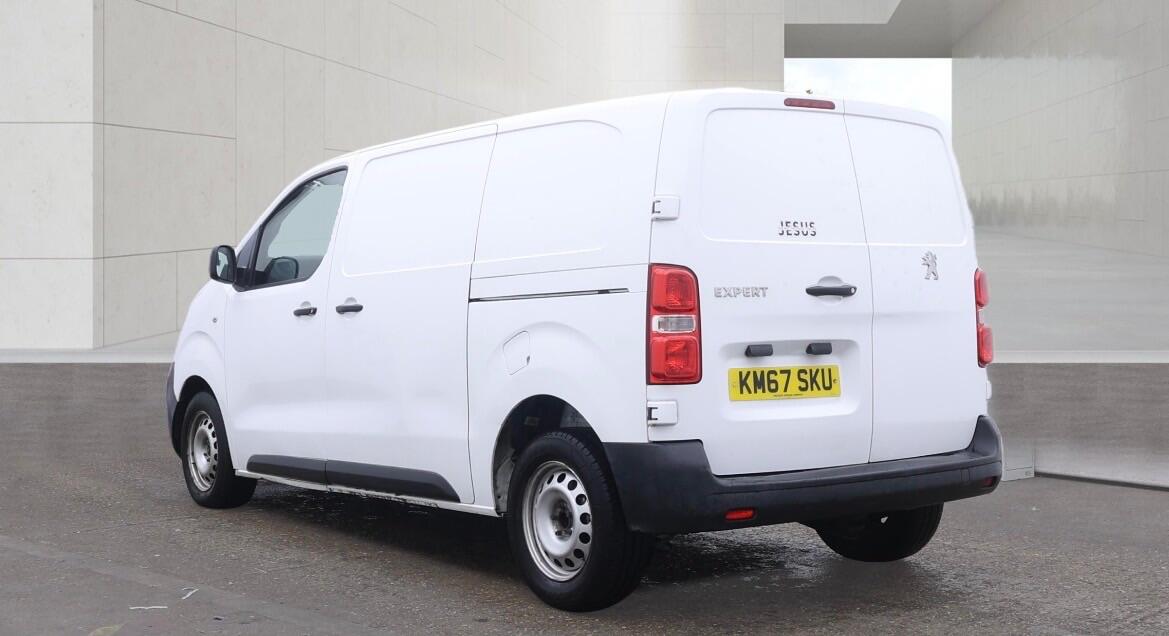 Peugeot Expert 2017 - Vans & Commercial Vehicles in Reading