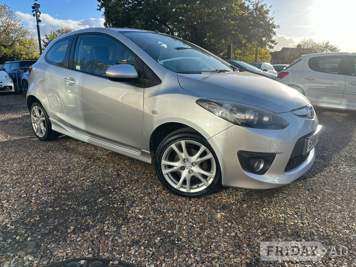 Mazda Mazda2 2010 - Cars