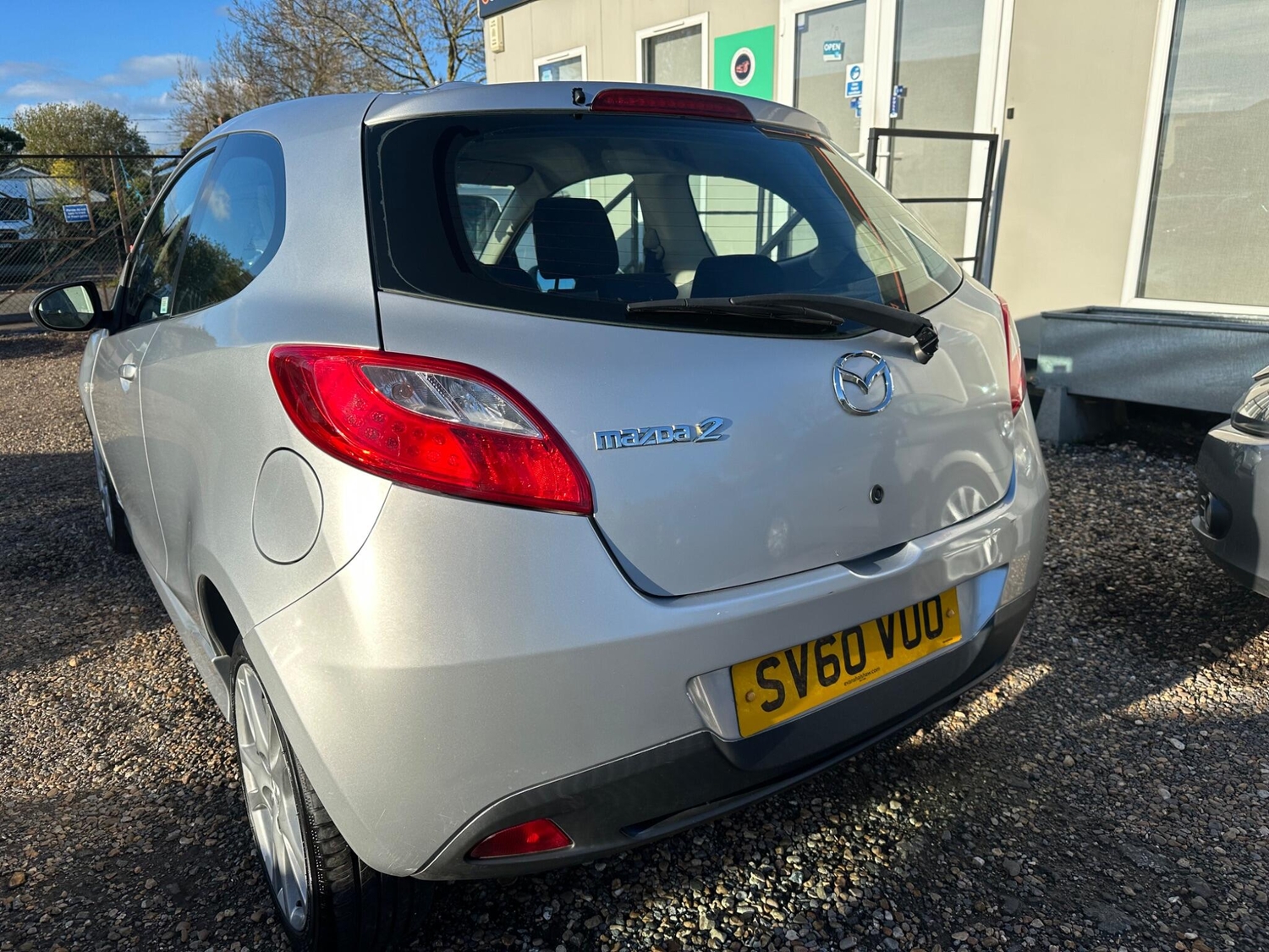 Mazda Mazda2 2010 - Cars in Sunbury-On-Thames