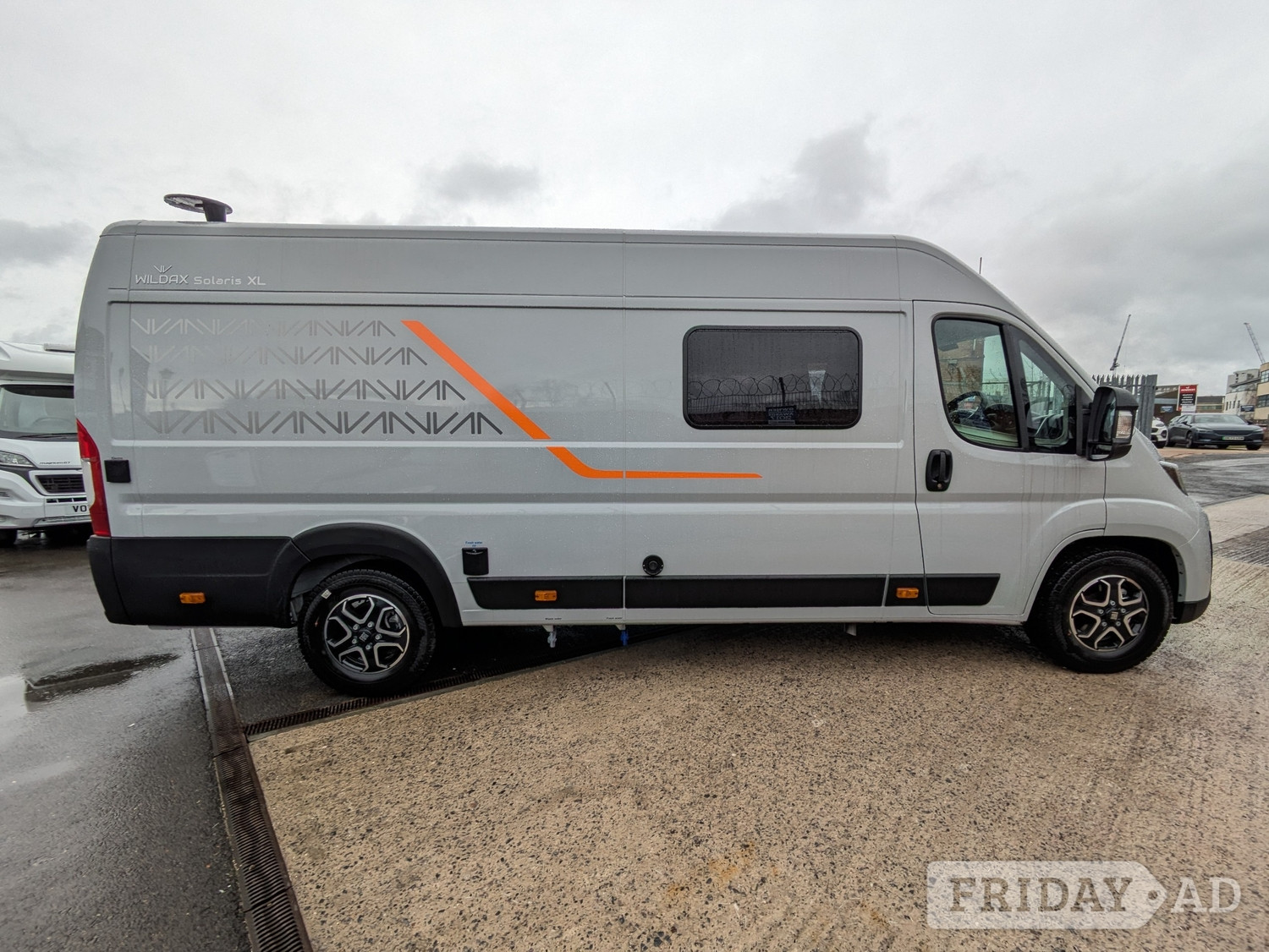 Wildax Solaris XL Bracknell