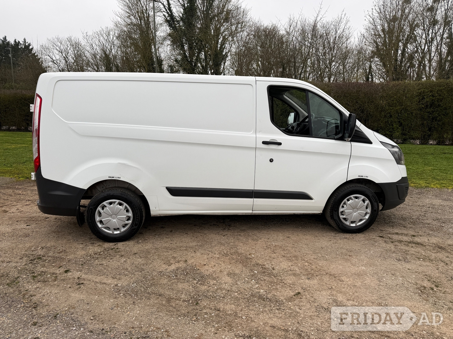 [ berth ]Ford Transit Custom