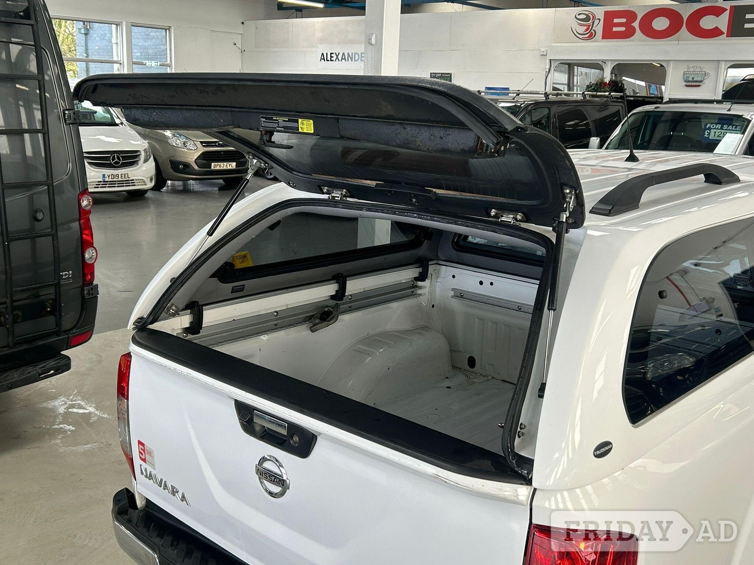 Nissan Navara 2018 - Vans & Commercial Vehicles