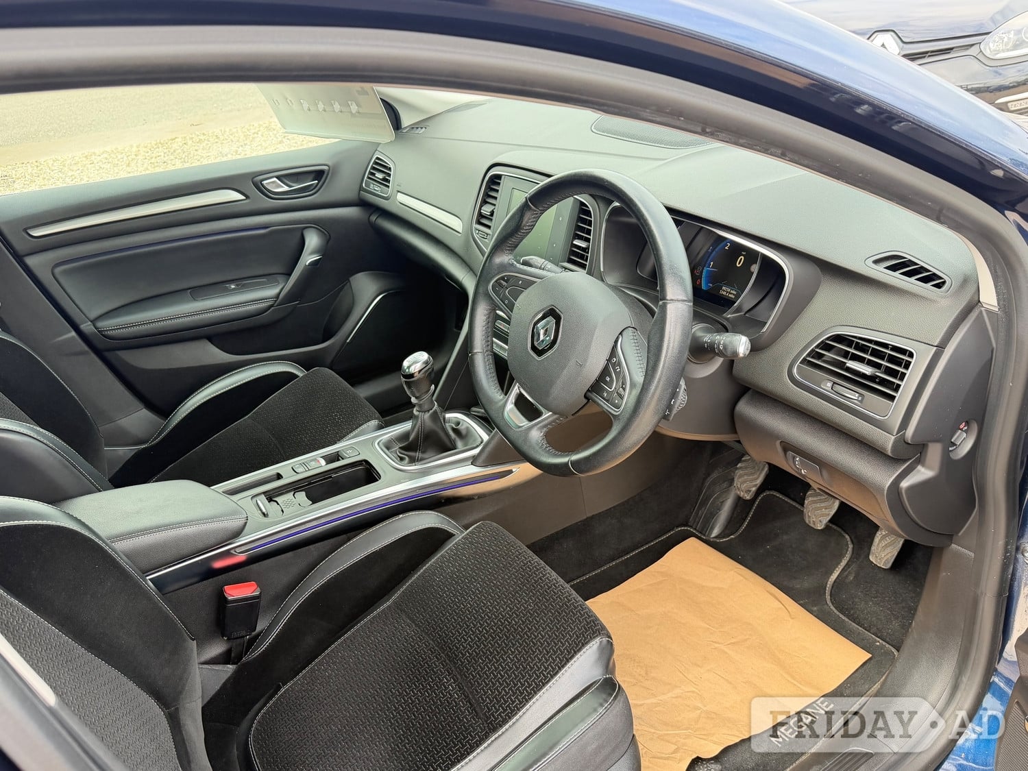 Renault Megane 2016 - Cars in Exeter