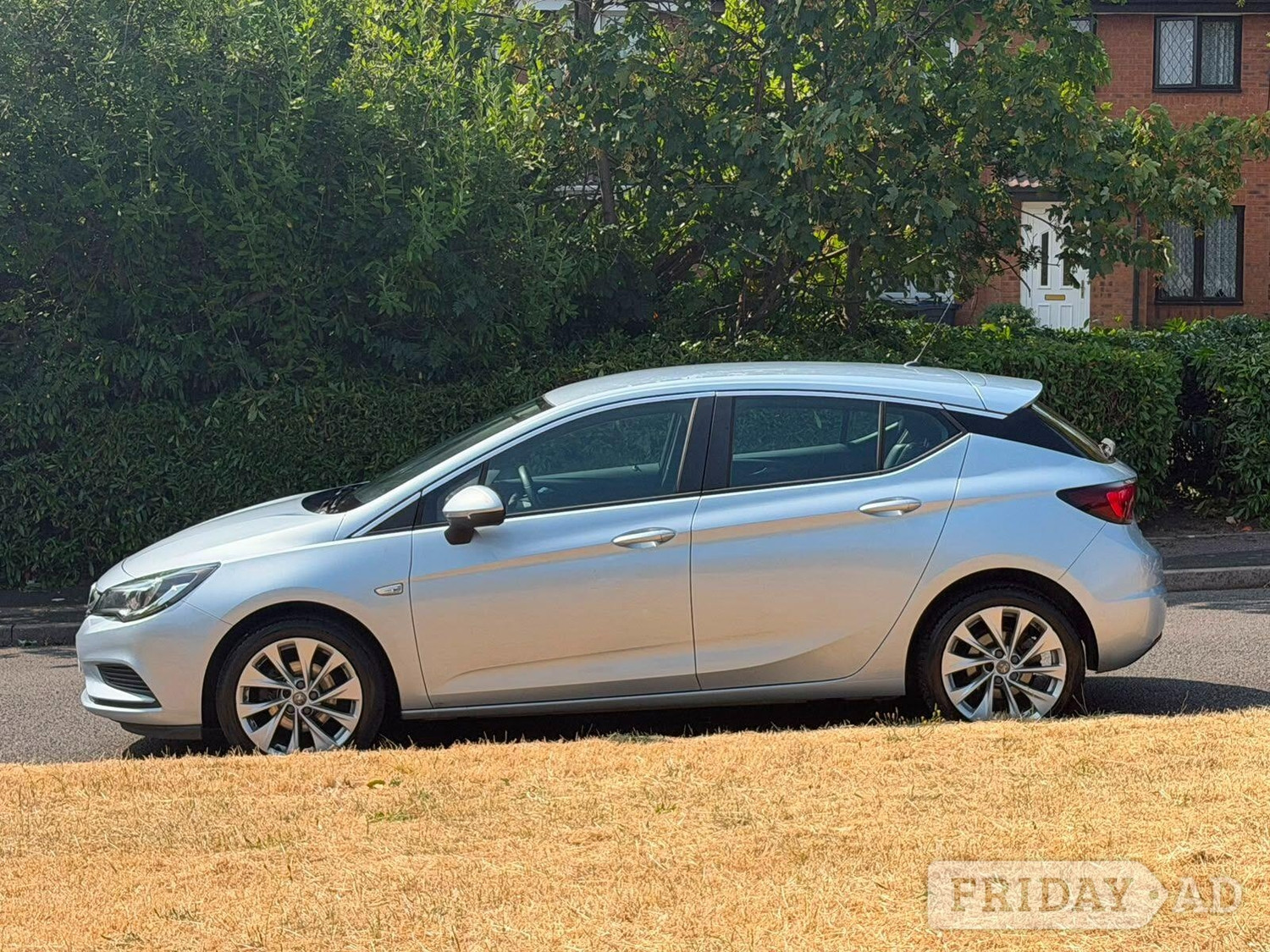 Vauxhall Astra 2016 - Cars in Birmingham