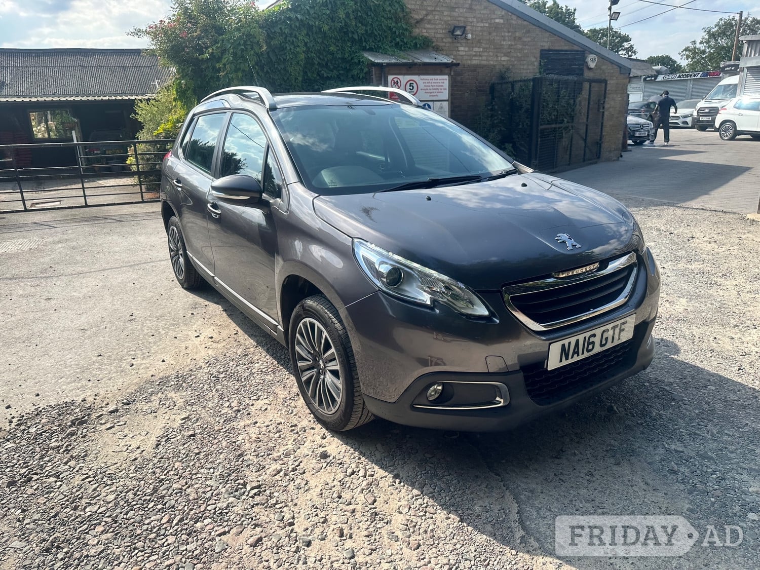 Peugeot 2008 2016 - Cars in Slough