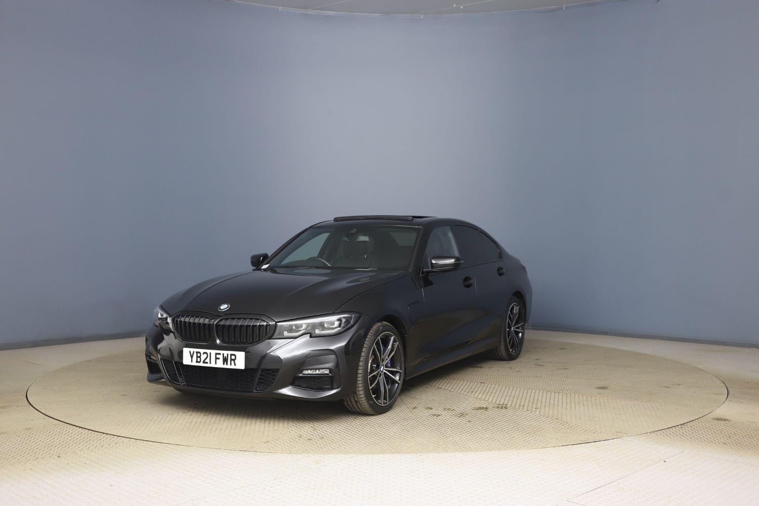 BMW 3 Series 2021 - Cars
