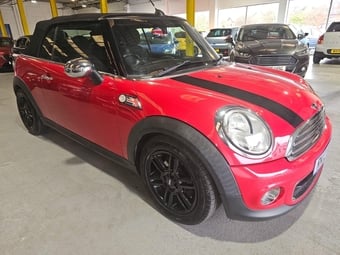 Mini Convertible 2012