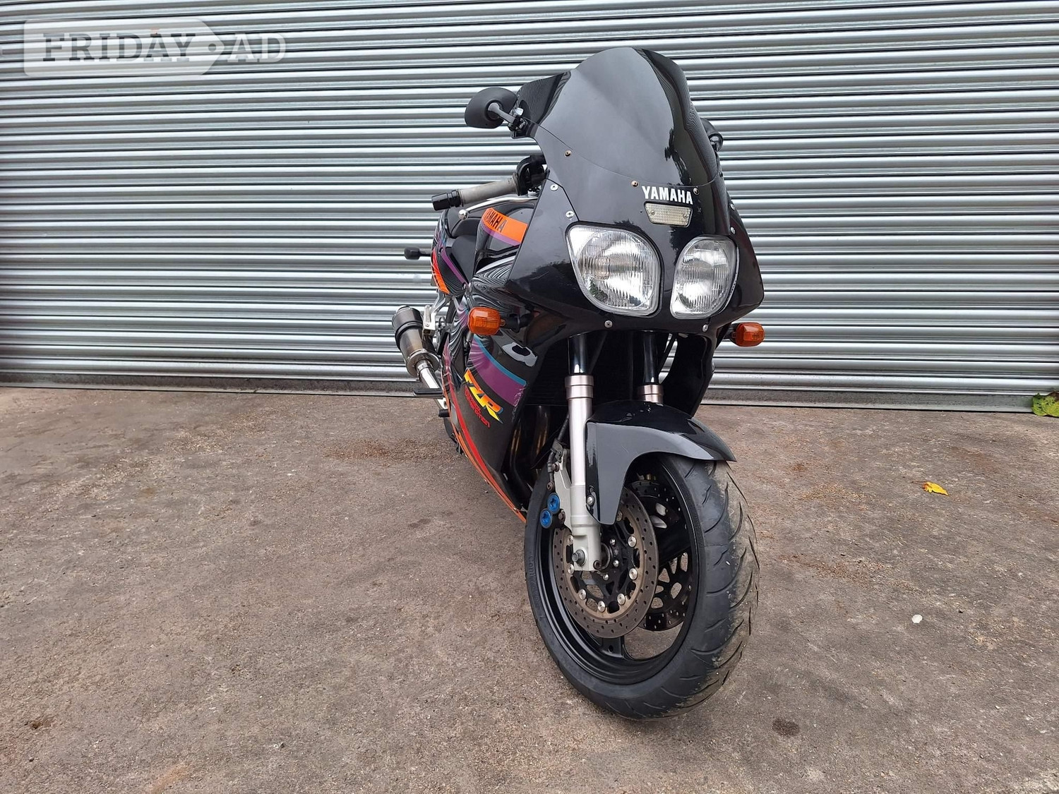[ berth ]Yamaha FZR