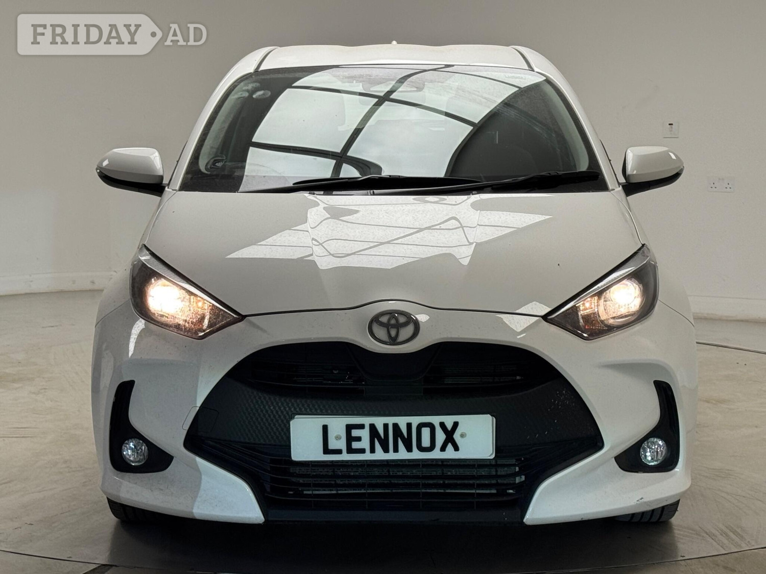 Toyota Yaris 2024 in Brent