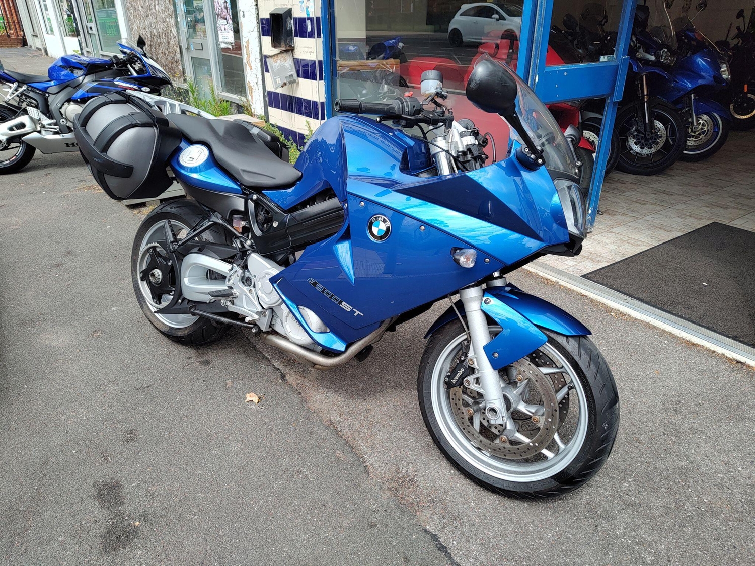 BMW F800 2008 - Motorbikes, Scooters & Quads