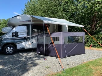 Vango airbeam element proshield 3 panel windbreak