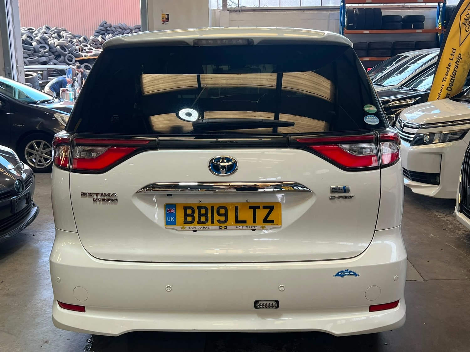 [ berth ]Toyota Estima