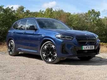 BMW iX3 2021