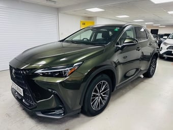Lexus NX 2023