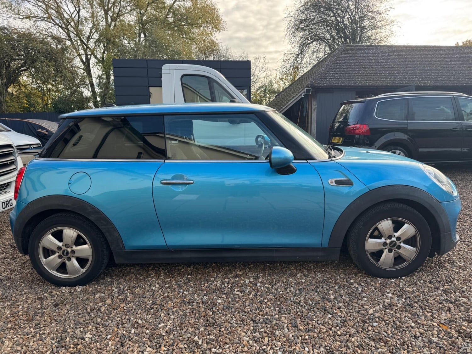 Mini Hatch Staines