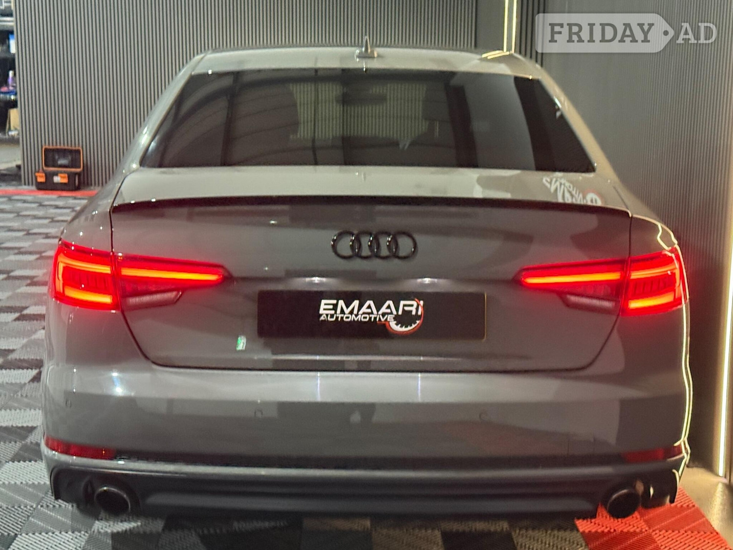 Audi A4 2018 - Cars