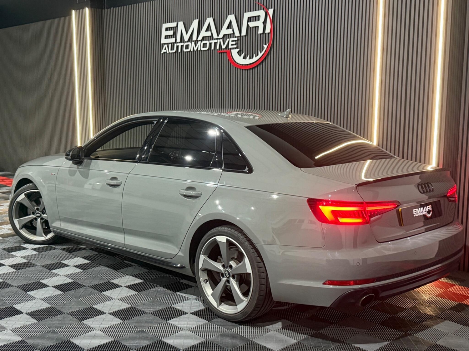 [ berth ]Audi A4