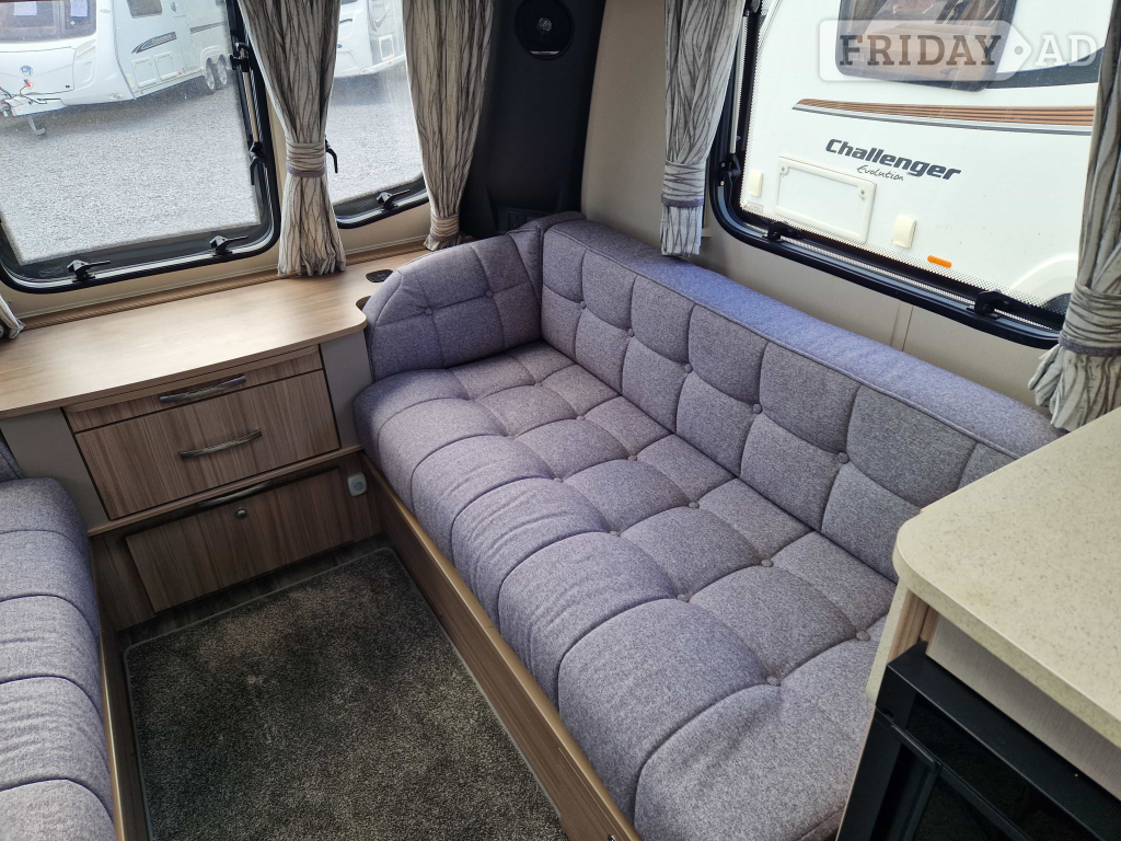Coachman Acadia 565 2021 - Motorhomes & Caravans