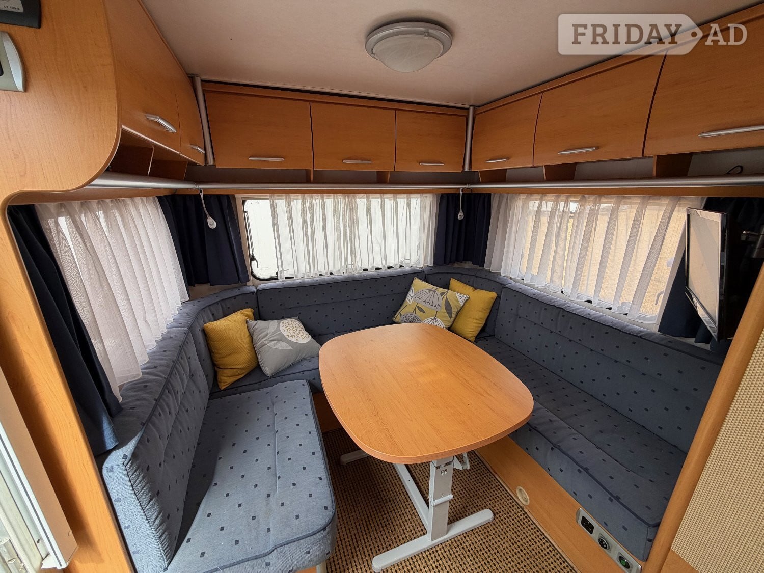 Hymer Living 530 K 2006 - Motorhomes & Caravans in Huntingdon