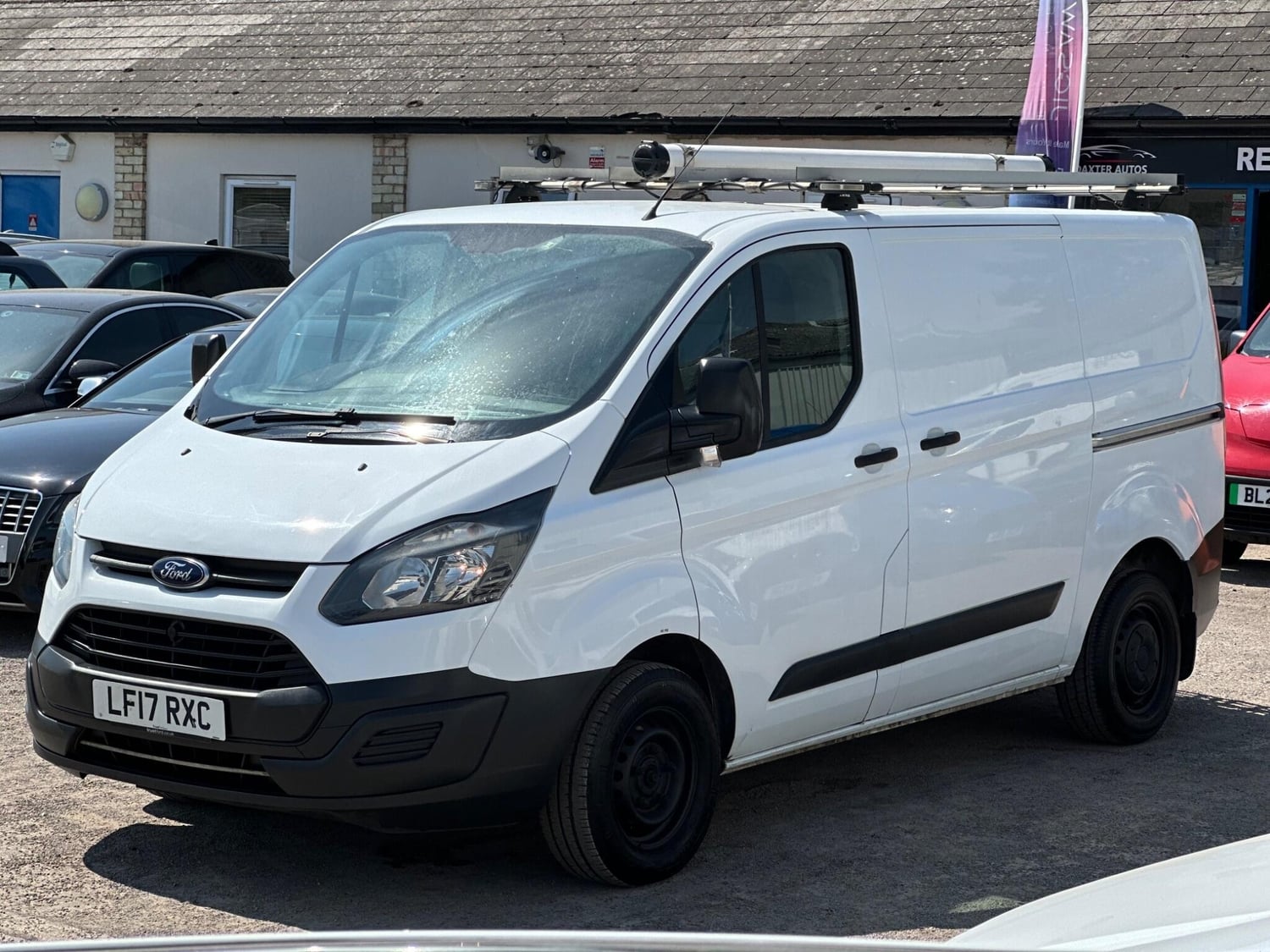 [ berth ]Ford Transit Custom