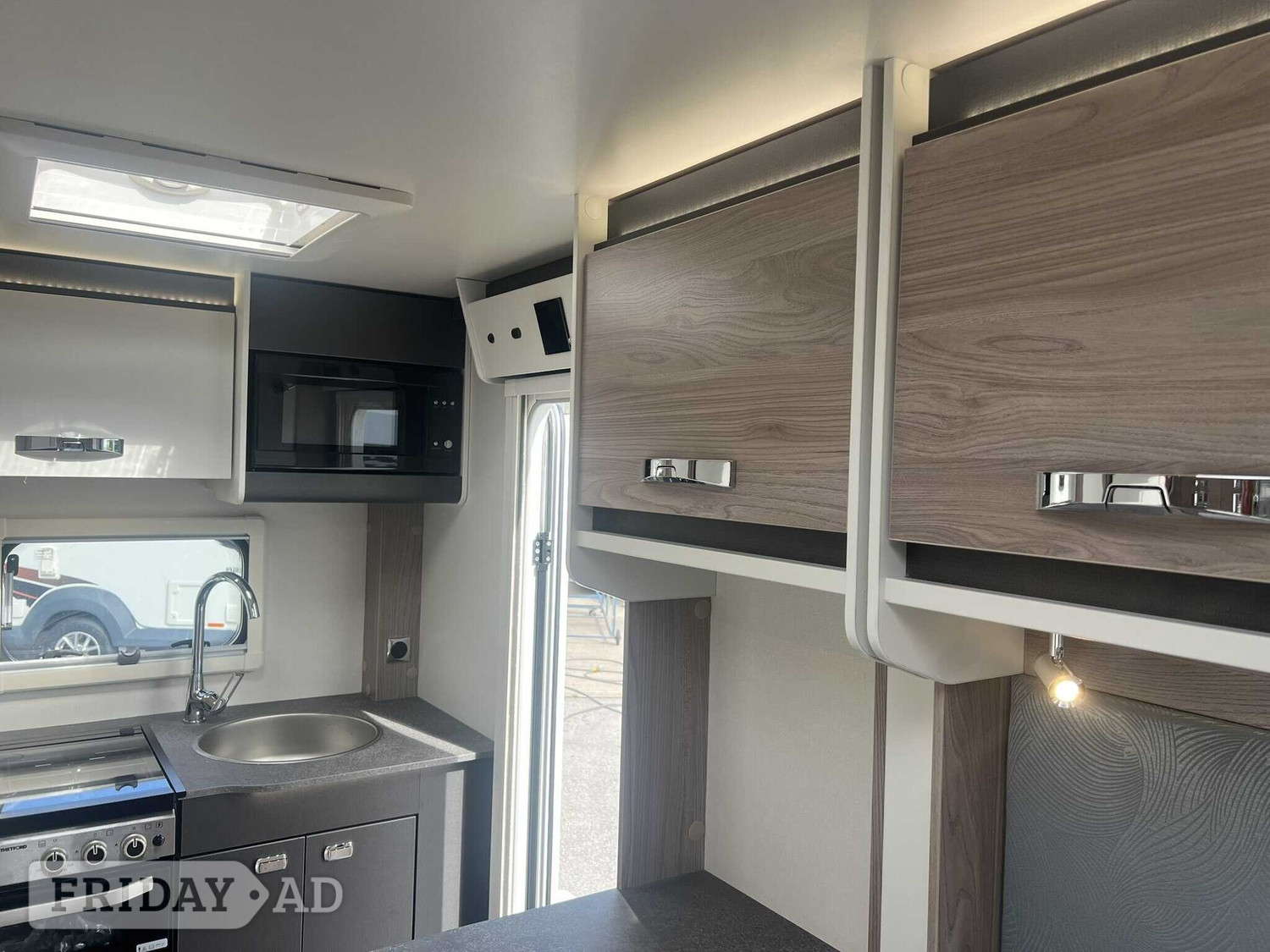 Swift Challenger 390 2026 - Motorhomes & Caravans