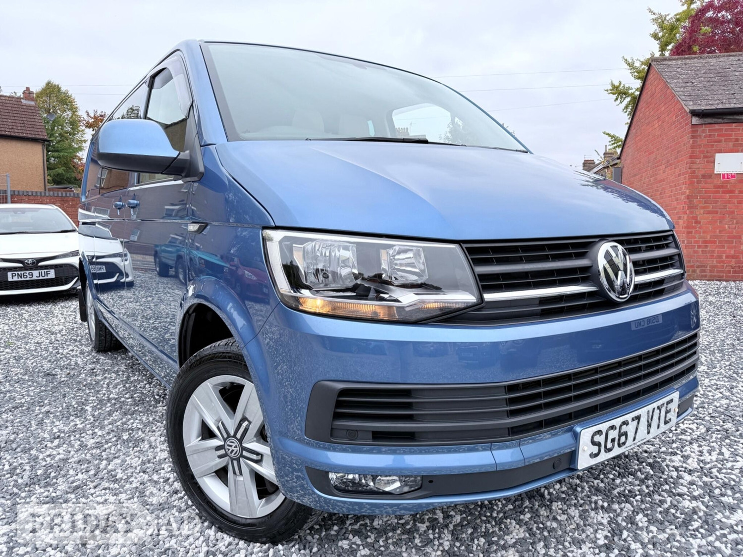 Volkswagen Transporter 2017 - Vans & Commercial Vehicles